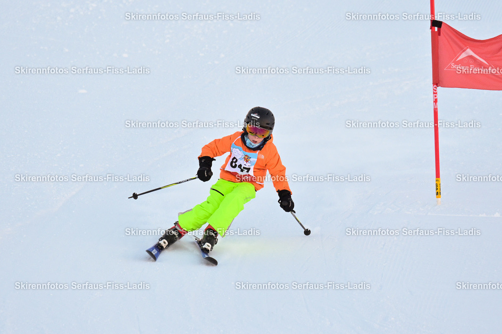 SRF_25.12.2025_0154 | Skirennfotos,Serfaus,Fiss,Ladis,Kinderskirennen,Winter,Tirol,Oberland,skirace,SFL,feelfree,weil wir's genießen,ski,Ski,skifahren,Sonnenplateau, - Realisiert mit Pictrs.com