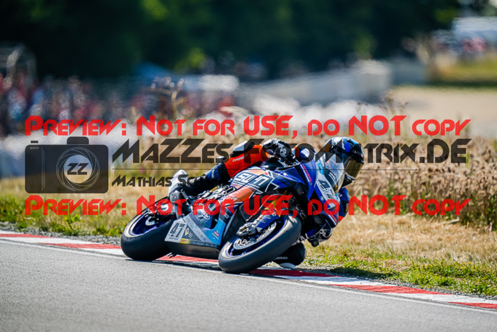 MaZZes_FotoMatrix_220724_0989 | IDM1000