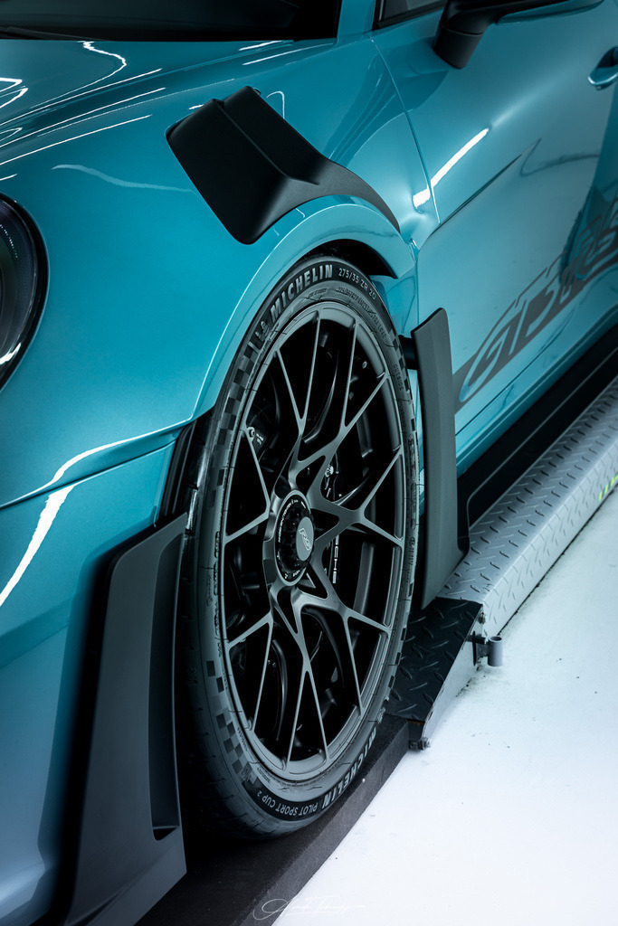 R6AT1227 _Alexander Tschuncky | Entdecken Sie die faszinierende Welt von Alexander Tschuncky Arts: Kreative Fotografie, atemberaubende Automobilkunst und hochwertiger Bilderdruck. Lassen Sie sich inspirieren! - Realisiert mit Pictrs.com