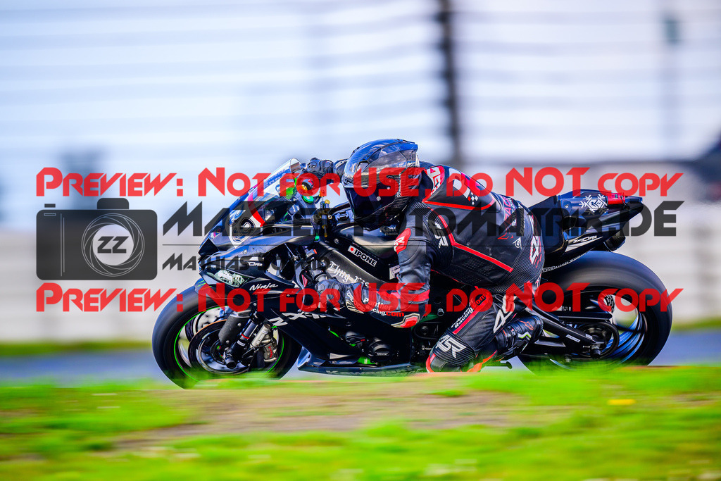 MaZZes_FotoMatrix_240911_6007705_0391 | SBK