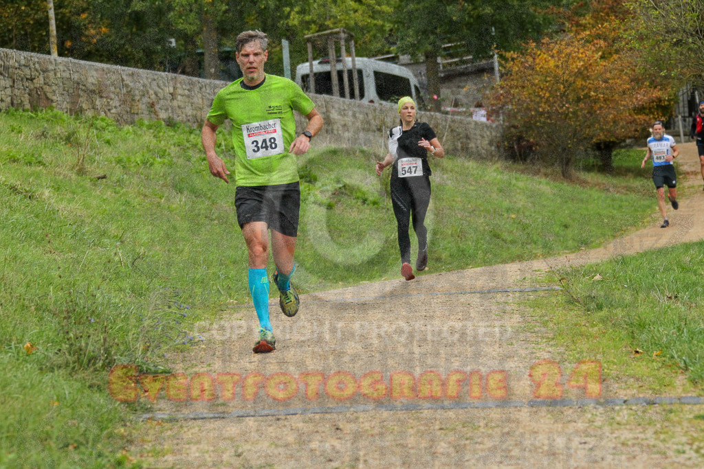 231029_1206_EV4_2969 | Sportfotografie im Rhein-Sieg Kreis, Köln, Bonn, NRW, Rheinland Pfalz, Hessen, etc. Unser Tätigkeitsfeld umfasst den Laufsport vom Volkslauf über den Marathon, Duathlon, Triathon bis zum Ultralauf wie Kölnpfad Ultra oder Schindertrail.