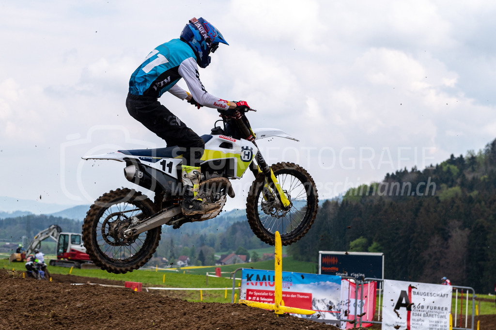 Motocross Schlatt bei Winterthur - 30. April 2022 | Motocross Schlatt bei Winterthur
MC Wila, Schlatt bei Winterthur
Bild: Sportfotografie Markus Aeschimann | www.markus-aeschimann.ch - Realisiert mit Pictrs.com