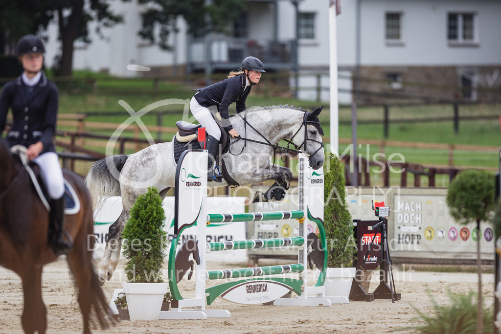 230727_BHO_Stil-L2-234 | Deine schönsten Turniermomente als professionelle Fotos! Entdecke hochwertige Pferdesport-Fotografie im Online-Shop. Jetzt Fotos finden & bestellen!