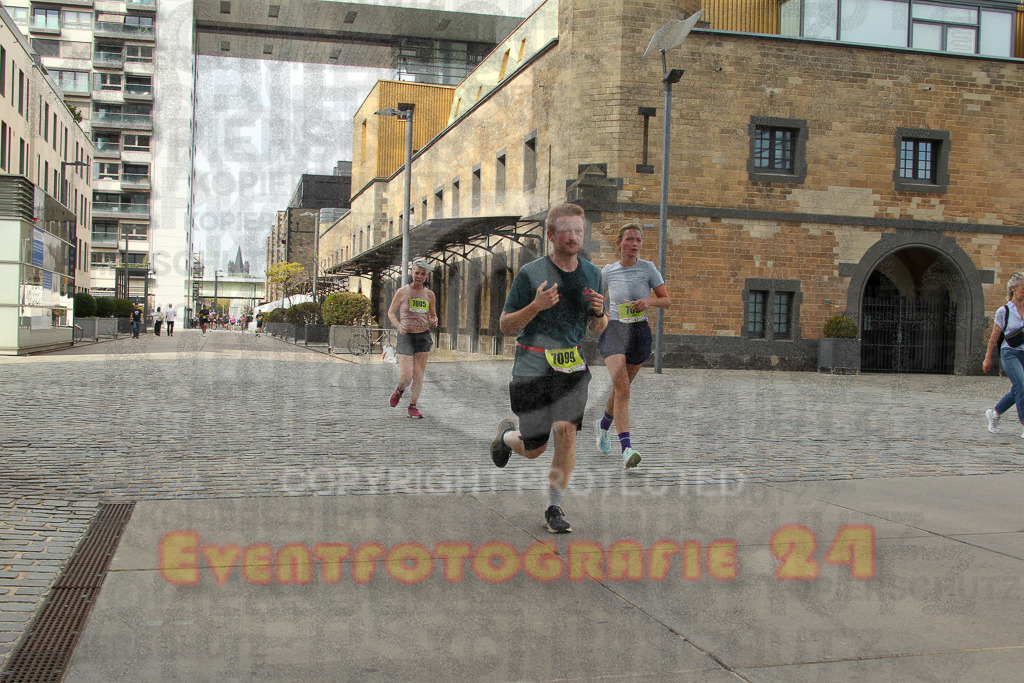 250920_1522_EV4_8631 | Sportfotografie im Rhein-Sieg Kreis, Köln, Bonn, NRW, Rheinland Pfalz, Hessen, etc. Unser Tätigkeitsfeld umfasst den Laufsport vom Volkslauf über den Marathon, Duathlon, Triathon bis zum Ultralauf wie Kölnpfad Ultra oder Schindertrail.