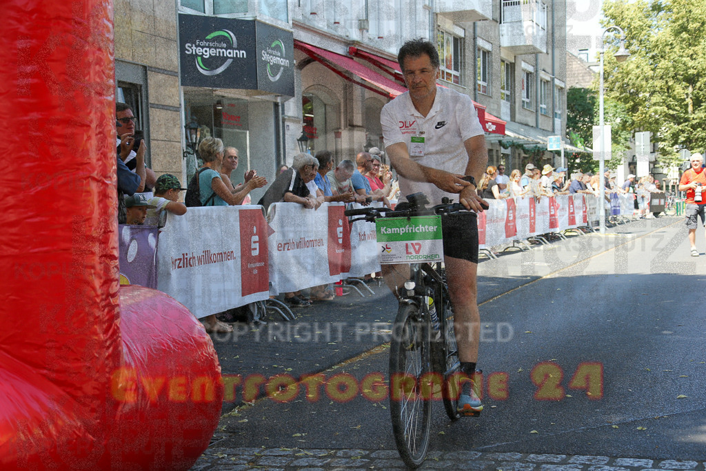 250621_1142_EX1_3822 | Sportfotografie im Rhein-Sieg Kreis, Köln, Bonn, NRW, Rheinland Pfalz, Hessen, etc. Unser Tätigkeitsfeld umfasst den Laufsport vom Volkslauf über den Marathon, Duathlon, Triathon bis zum Ultralauf wie Kölnpfad Ultra oder Schindertrail.