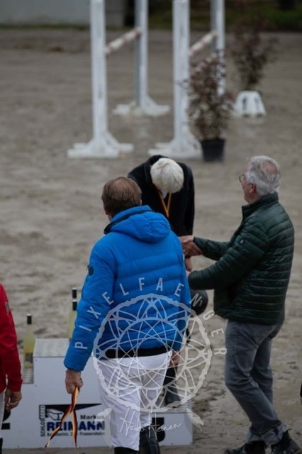 2B4A3241 | pixelfaenger - Realisiert mit Pictrs.com