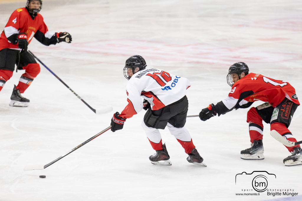Tyresö Hanviken Hockey vs IFK Täby HC_570A0538 | Preseason U18 Regional Herr Östra - Realisiert mit Pictrs.com