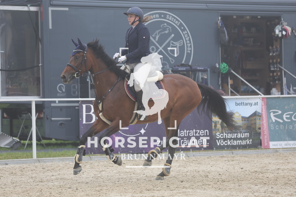0P6A7752 | Willkommen bei Brunnmayr - Design & Fotografie – Ihrem Spezialisten für Reitturniere und Pferdeveranstaltungen in Oberösterreich, Salzburg und Bayern! Seit über 17 Jahren sind wir leidenschaftlich dabei.