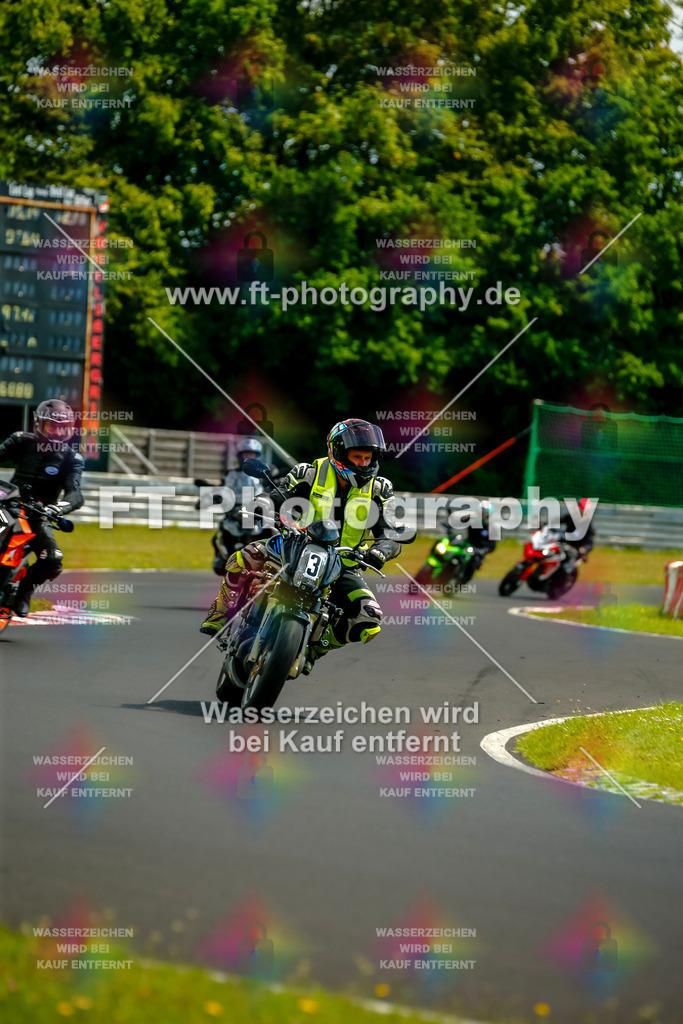 VBK-4780 | Hier findet Ihr Bilder von Touristenfahrten auf der Nürburgring Nordschleife oder von anderen Veranstaltungen die ich besucht habe. Viel Spass beim Durch Schauen 