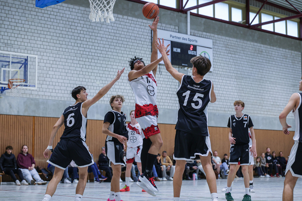 JBBL BAYER GIANTS vs Team BonnKöln RAG-48 | Fotos von Basketballspielen aus dem Raum NRW fotografiert von Gero Mueller-Laschet und Daniel Schaefer - Realisiert mit Pictrs.com