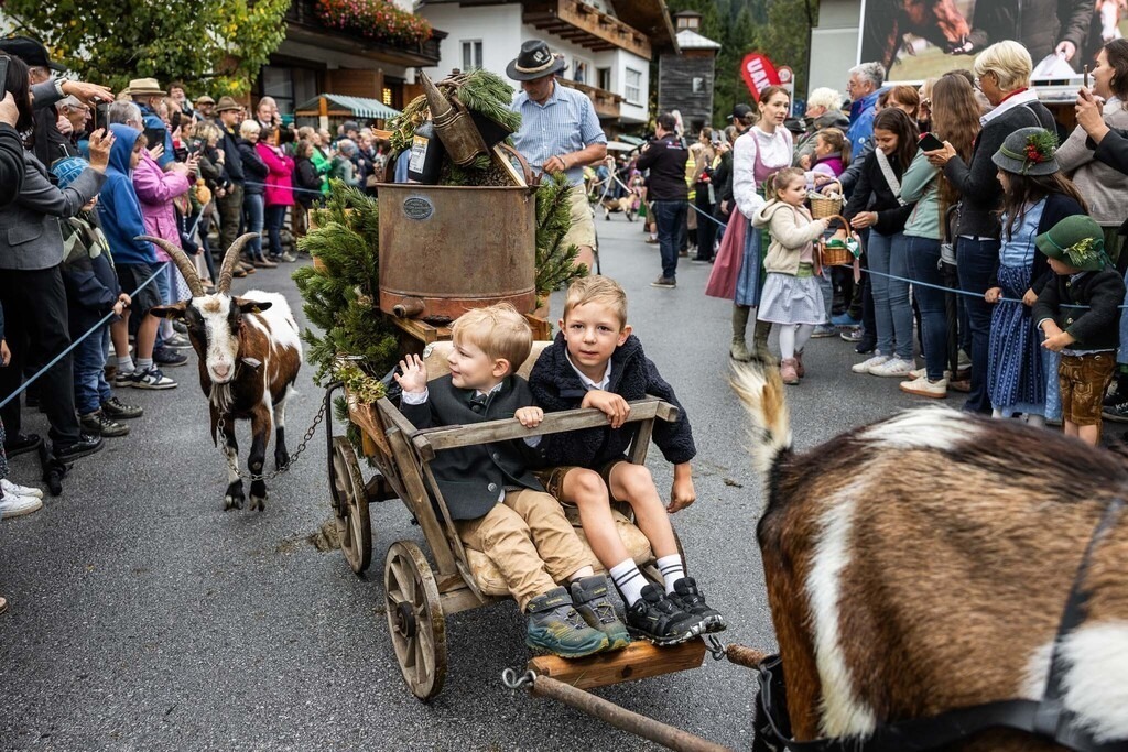 Rupertifest_Flachau_2k25_Webauflösung-312 | Bildershop Chri Fischbacher - Realisiert mit Pictrs.com