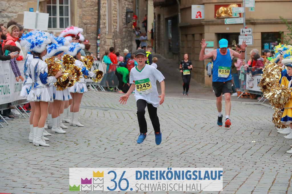 Röwisch Wohnbau Cup 5km | 3königslauf 2022 Römisch Wohnbau Cup 5km - Realisiert mit Pictrs.com