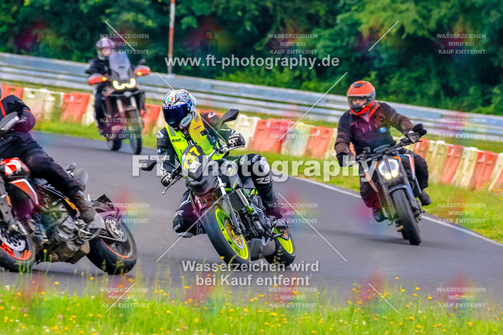 VBK-6673 | Hier findet Ihr Bilder von Touristenfahrten auf der Nürburgring Nordschleife oder von anderen Veranstaltungen die ich besucht habe. Viel Spass beim Durch Schauen 