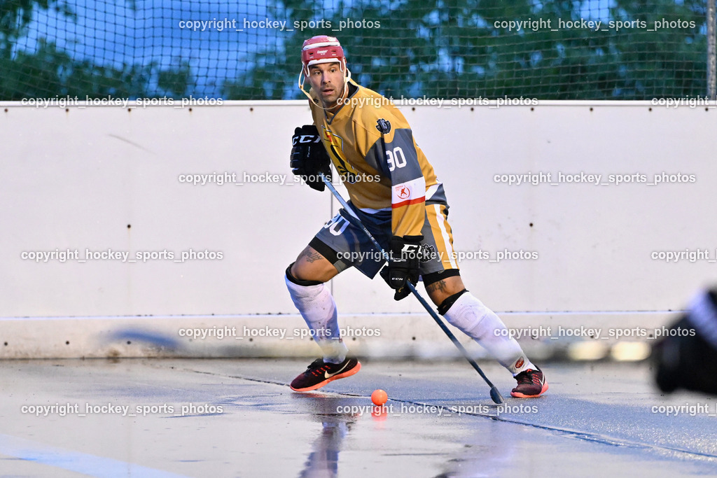 ASKÖ Ballhockey Villach vs. VAS Ballhockey | #90 Edlinger Patrick, ASKÖ Ballhockey Villach vs. VAS Ballhockey, ASKÖ Ballhockey Villach vs. VAS Ballhockey am 08.05.2024 in Villach (Sportplatz Landskron), Austria, (Photo by Bernd Stefan)