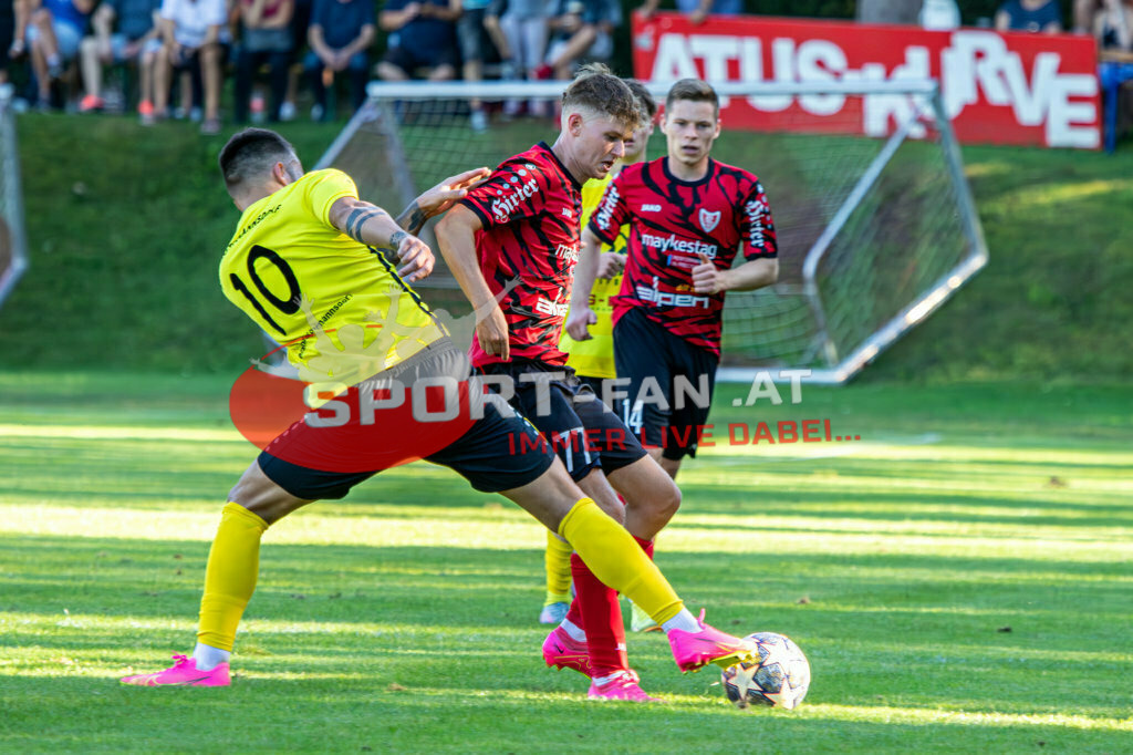 Kärntner Liga | Kärntner Liga ATUS Ferlach - ASKÖ Köttmannsdorf am 02.09.2023 in Ferlach
(Sportplatz Ferlach), Austria, (Photo by Ernst Krawagner sport-fan.at) - Realisiert mit Pictrs.com