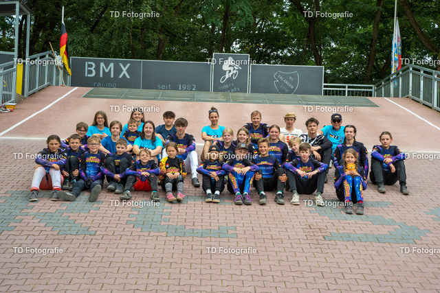 DM_BMX_Race_2025-06913 | Fotogalerie von Thomas Dettweiler mit Eventbildern und lizenzfreien Fotos. Perfekt als Wandbild, für Büro, Website oder private Nutzung. - Realisiert mit Pictrs.com