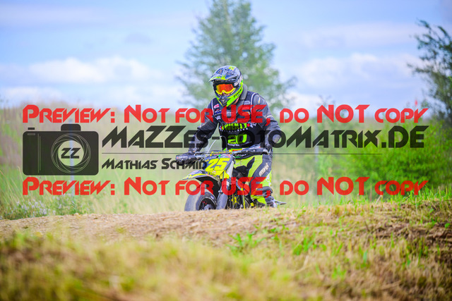 MaZZes_FotoMatrix_240713_6021986_8294 | S2