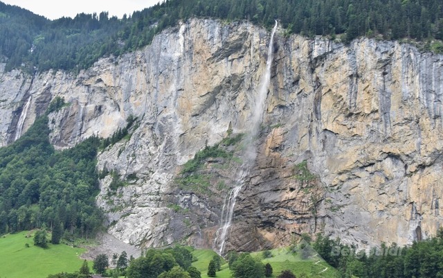 Schweiz 2025-06 | Landschaftsfotografie Berge Mountain Landscape FotografieNatur Bilder Buidl Bergbuidl Bayern Heimat BergfotografieSonnenaufgang Sonnenuntergang Hobbyfotograf Bilderverkauf Leinwand - Realisiert mit Pictrs.com