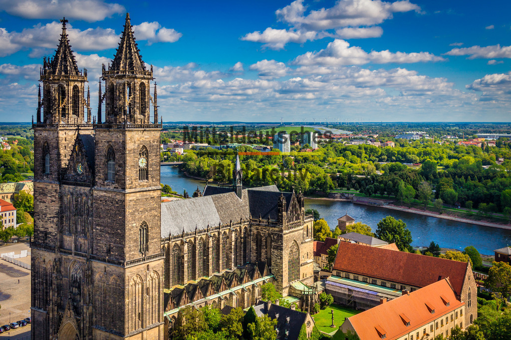 Magdeburg Dom nah Remtergang und Elbe-9464 | Der Magdeburger Dom aus der besonderen Perspektive - Realisiert mit Pictrs.com