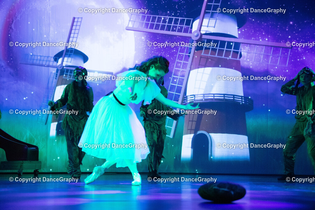 GPHY2905 | DanceGraphy - Realisiert mit Pictrs.com