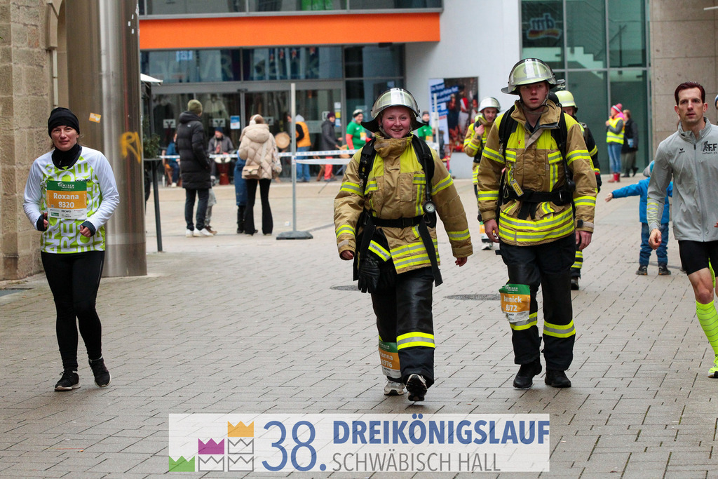 5km Roewisch Wohnbau Cup | 3 Koenigslauf 2024 5km Roewisch Wohnbau Cup - Realisiert mit Pictrs.com