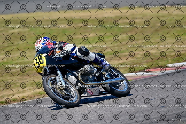 25bc03-1825 | markuskiefer.com - Realisiert mit Pictrs.com