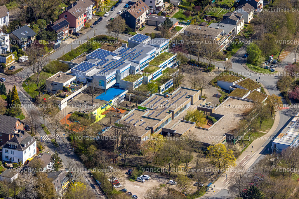 Herdecke220401804 | Luftbild, Realschule am Bleichstein und Werner Richard Schule mit Solardach, Herdecke, Ruhrgebiet, Nordrhein-Westfalen, Deutschland