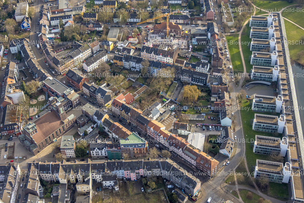 Gelsenkirchen250203066Sued | Luftbild, Wohngebiet Mehrfamilienhäuser zwischen Bochumer Straße, Stephanstraße und Munscheidstraße, links die Heilig-Kreuz-Kirche Gelsenkirchen mit Franke-Platz, rechts der Wissenschaftspark, oben Baustelle an der Glückaufschule-Ückendorf Stephanstraße, Ückendorf, Gelsenkirchen, Ruhrgebiet, Nordrhein-Westfalen, Deutschland