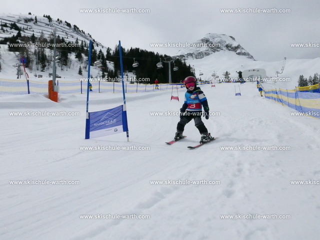 Carlos (2) | Photos von der Skischule Warth - Realisiert mit Pictrs.com