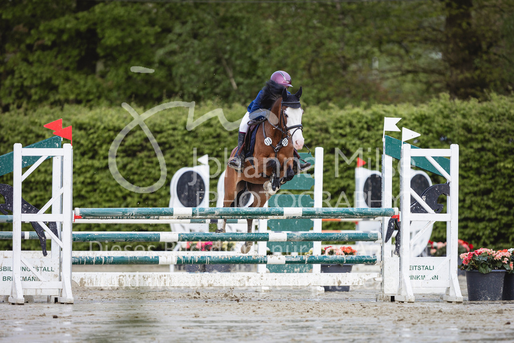 240426_Olfen-Vinnum_PonyTrophy-402 | Deine schönsten Turniermomente als professionelle Fotos! Entdecke hochwertige Pferdesport-Fotografie im Online-Shop. Jetzt Fotos finden & bestellen!