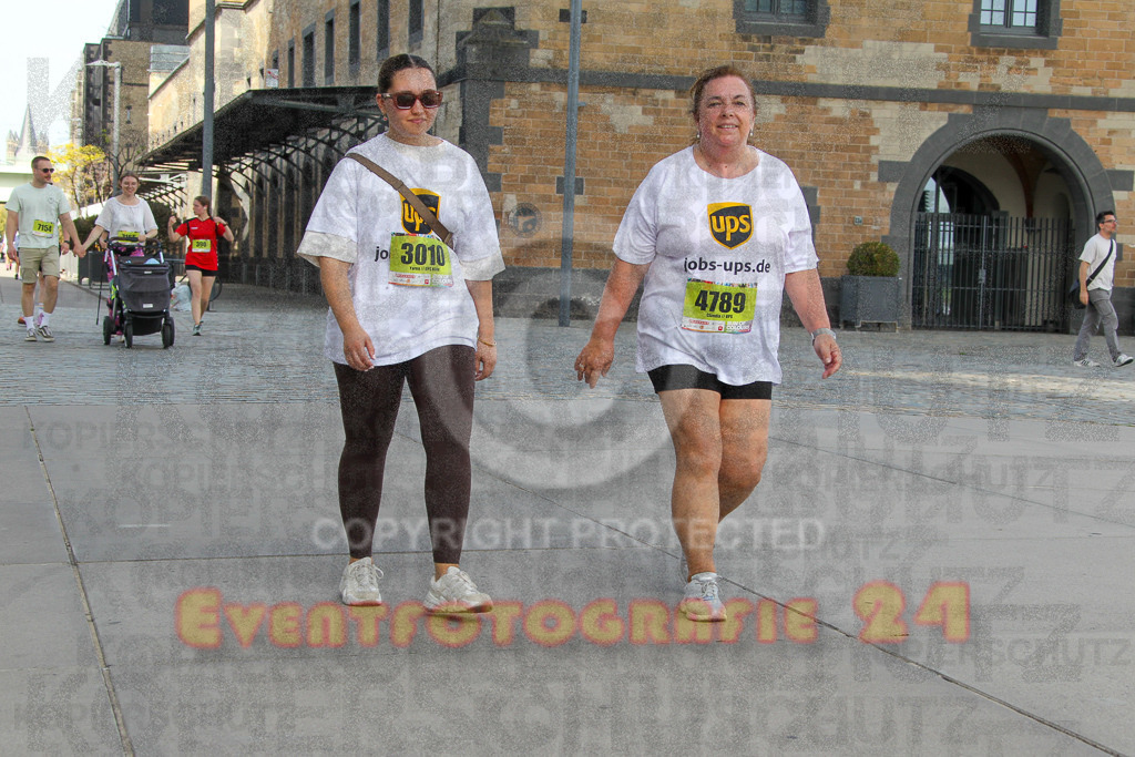 250920_1352_EV4_6819 | Sportfotografie im Rhein-Sieg Kreis, Köln, Bonn, NRW, Rheinland Pfalz, Hessen, etc. Unser Tätigkeitsfeld umfasst den Laufsport vom Volkslauf über den Marathon, Duathlon, Triathon bis zum Ultralauf wie Kölnpfad Ultra oder Schindertrail.