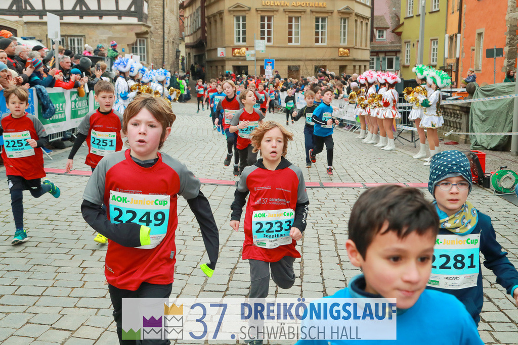 AOK JuniorCup 400m | 3Koenigslauf 2023 - Realisiert mit Pictrs.com