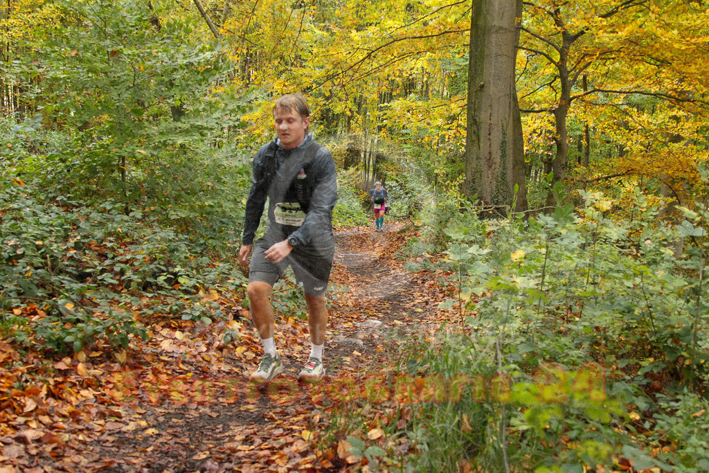 251026_1259_EV4_6325 | Sportfotografie im Rhein-Sieg Kreis, Köln, Bonn, NRW, Rheinland Pfalz, Hessen, etc. Unser Tätigkeitsfeld umfasst den Laufsport vom Volkslauf über den Marathon, Duathlon, Triathon bis zum Ultralauf wie Kölnpfad Ultra oder Schindertrail.