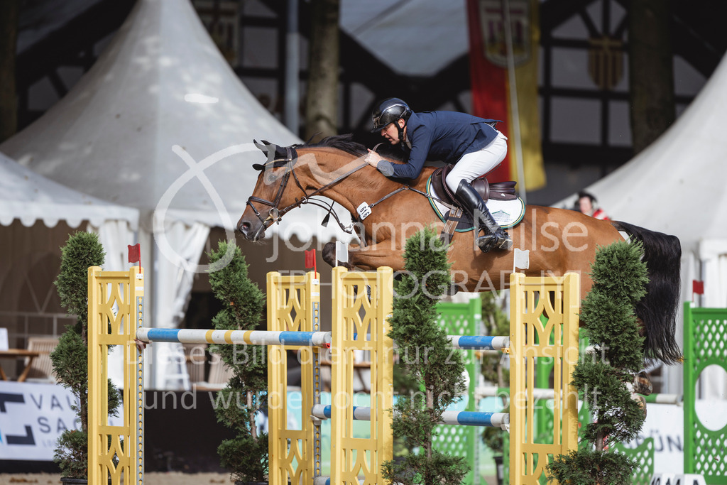 240915_OWLCh_MT-422 | Deine schönsten Turniermomente als professionelle Fotos! Entdecke hochwertige Pferdesport-Fotografie im Online-Shop. Jetzt Fotos finden & bestellen!