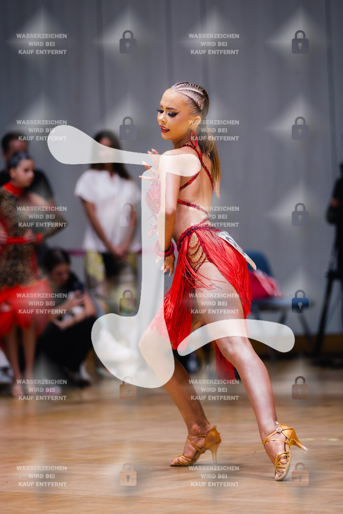 GOC 2025 - WDSF Solo Junior II Latin Female - 2025-08-21-8519 | Webshop for digital downloads and prints of dance sport, event & show photographer Julian Link - Realisiert mit Pictrs.com