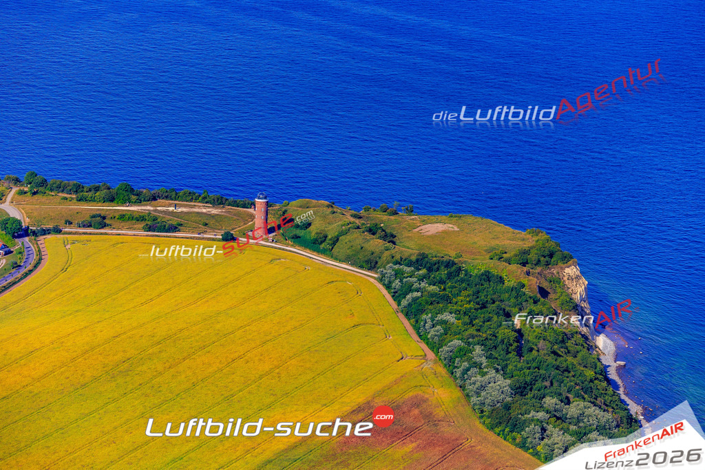 Die Luftbildaufnahme Kap Arkona - Putgarten wurde 2018 mittels Flugzeug (keine Drohne) erstellt. Perfekte Schärfe und Druck- Auflösung- Garantiert!