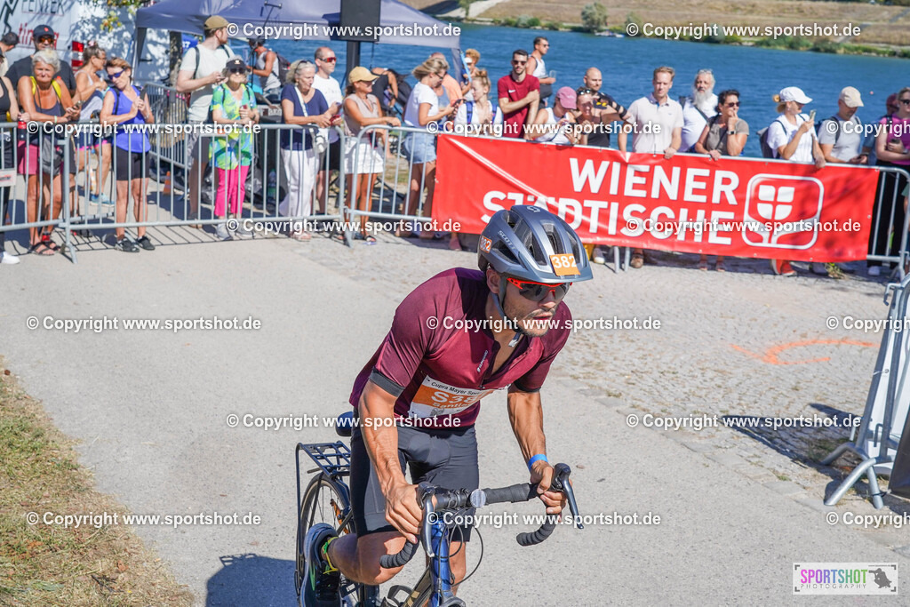 DSC00871 | Vienna Triathlon 2024                                        P3 Event                                                             #yourpictrs #sportshot_your_pictrs                 @Sportshotphotography                                     Photo Credit: www.sportshot.de