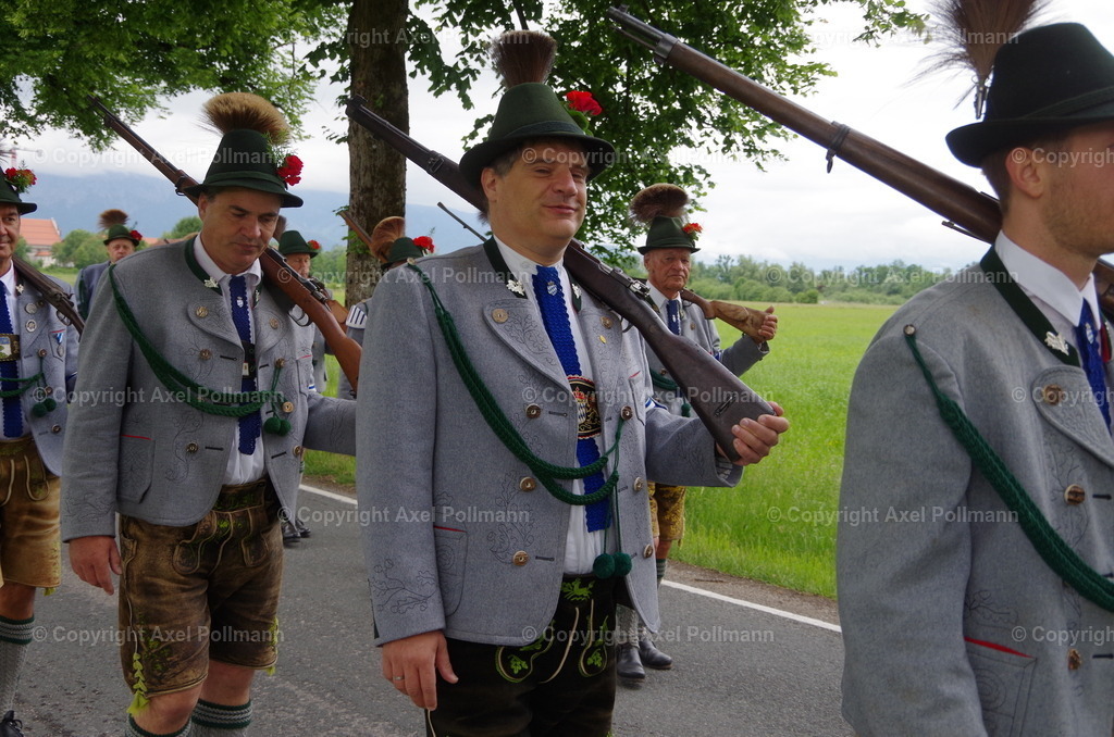 IMGP5849 | fotografiert von Axel PollmannLeonhardi Wallfahrt Benediktbeuern und Murnau, Fronleichnam, Fasching, Landschaft im Loisachtal und Benediktbeuern  - Realisiert mit Pictrs.com