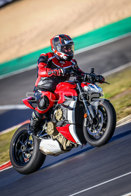 0956-260526NBR-008_956 | Deine Full-Service-Agentur für ✔️Videoproduktionen und ✔️Motorsportfotografie Jetzt Angebot anfragen!