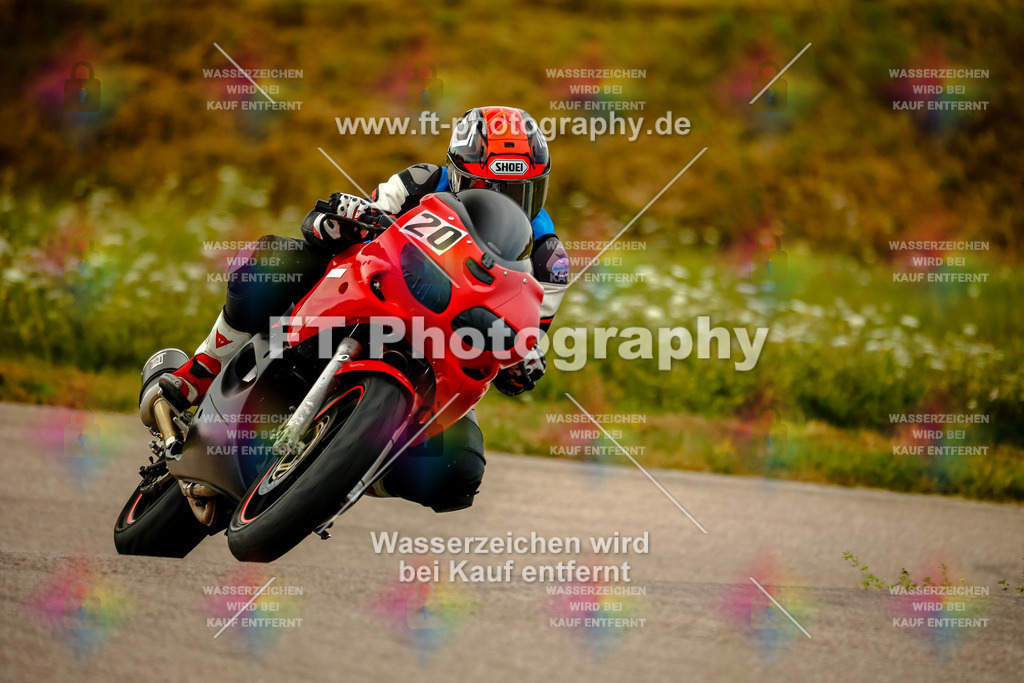 Chambley Juli-1026 | Hier findet Ihr Bilder von Touristenfahrten auf der Nürburgring Nordschleife oder von anderen Veranstaltungen die ich besucht habe. Viel Spass beim Durch Schauen 