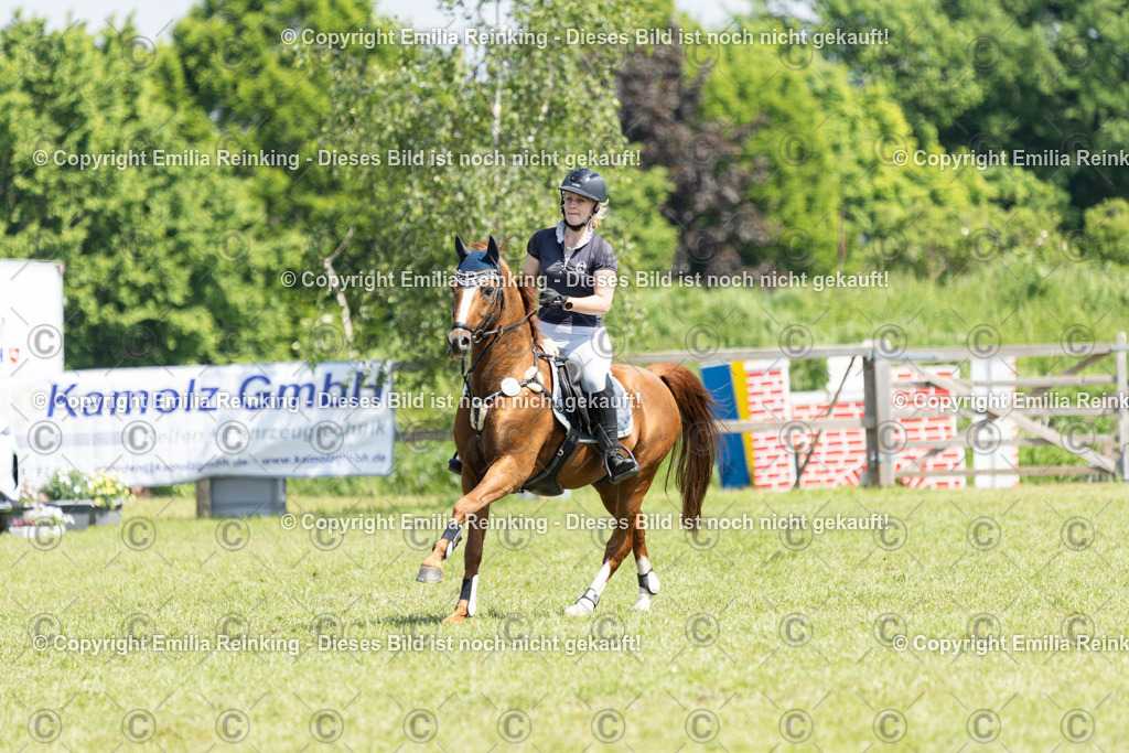 CL5A3749 | Emilia Reinking Fotografie - Realisiert mit Pictrs.com