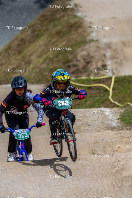 BayBMX2026-06056 | Fotogalerie von Thomas Dettweiler mit Eventbildern und lizenzfreien Fotos. Perfekt als Wandbild, für Büro, Website oder private Nutzung. - Realisiert mit Pictrs.com