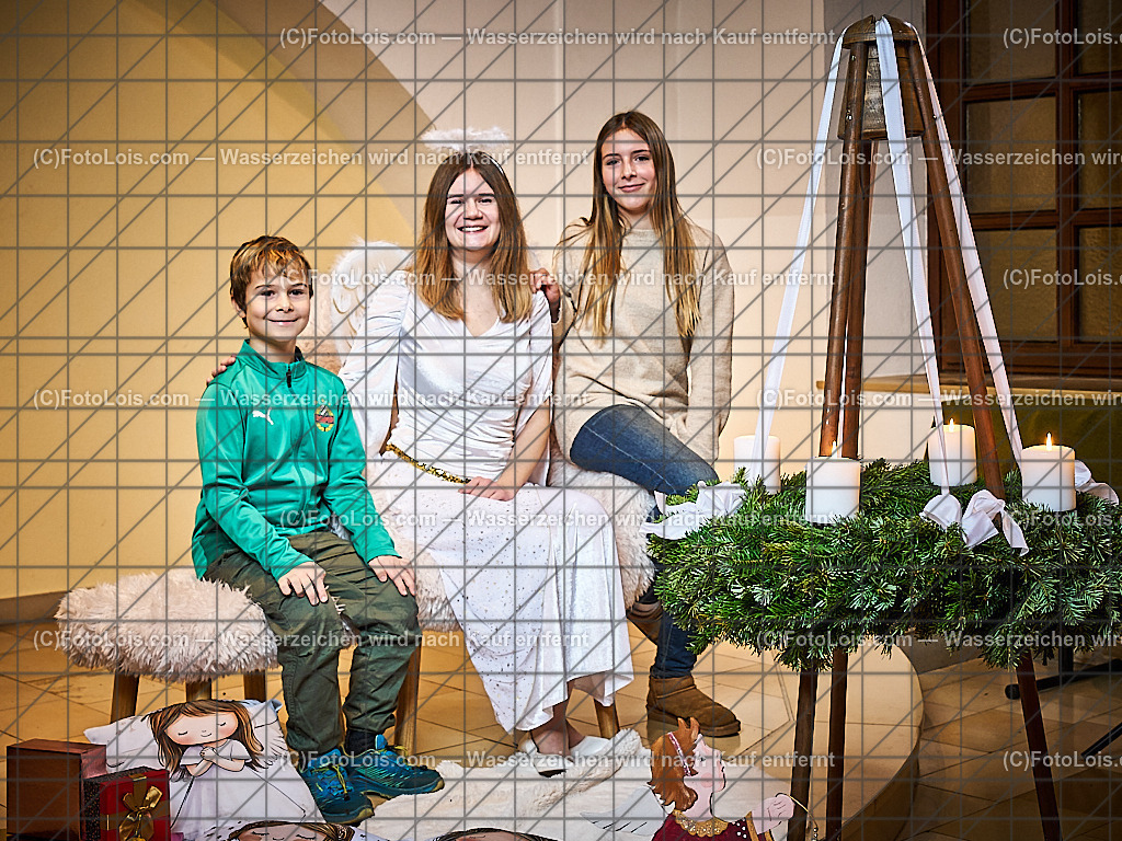 7846_Christkind_Sternenhaus | Hochzeitsfotograf mit dem Blick für´s Wesentliche, Firmung, Erstkommunion, Firmenfeiern, Sportfotoservice, Reproduktionen, Konzertfotografie, Pressefotografie, Luftbildfotografie, Innenarchitektur, Werbefotografie, Sponsoren-Livebildfotografie.