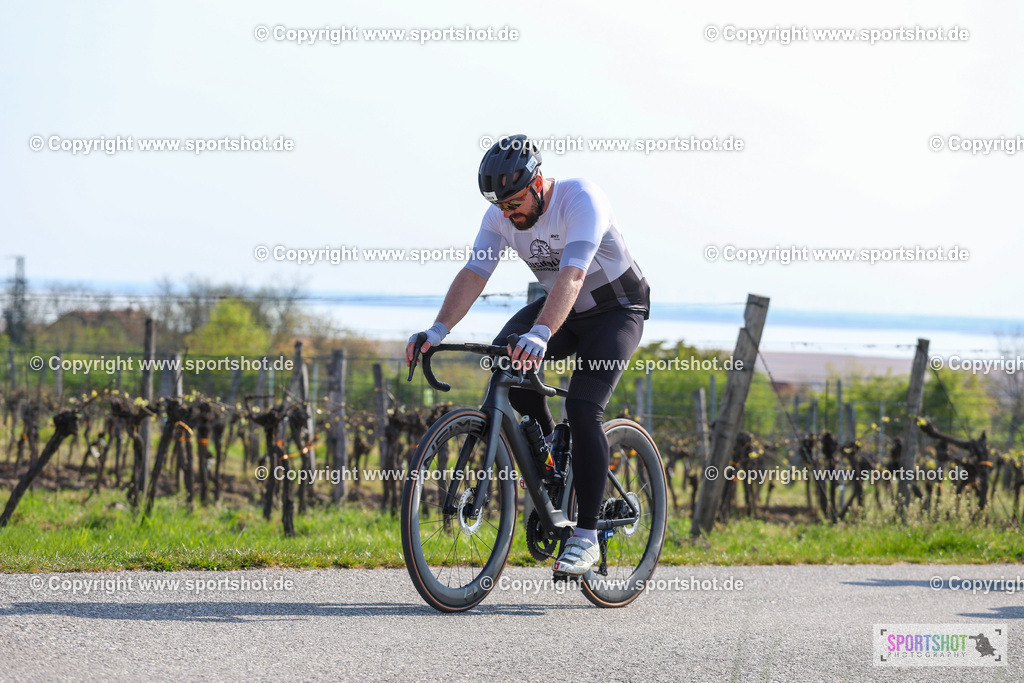 IMG_1142 | @sportshot_your_pictrs #yourpictures#roadtowm2029 #nrm #neusiedlerseeradmarathon #neusiedlersee #neusiedlerseetourismus #burgenland #mörbisch #nrm26 #burgenlandtourismus #voglundco #poweredbyburgenlandtourismus #radsport #rad #marathon #ucigranfondo #visitburgenland #ucigranfondoworldseries