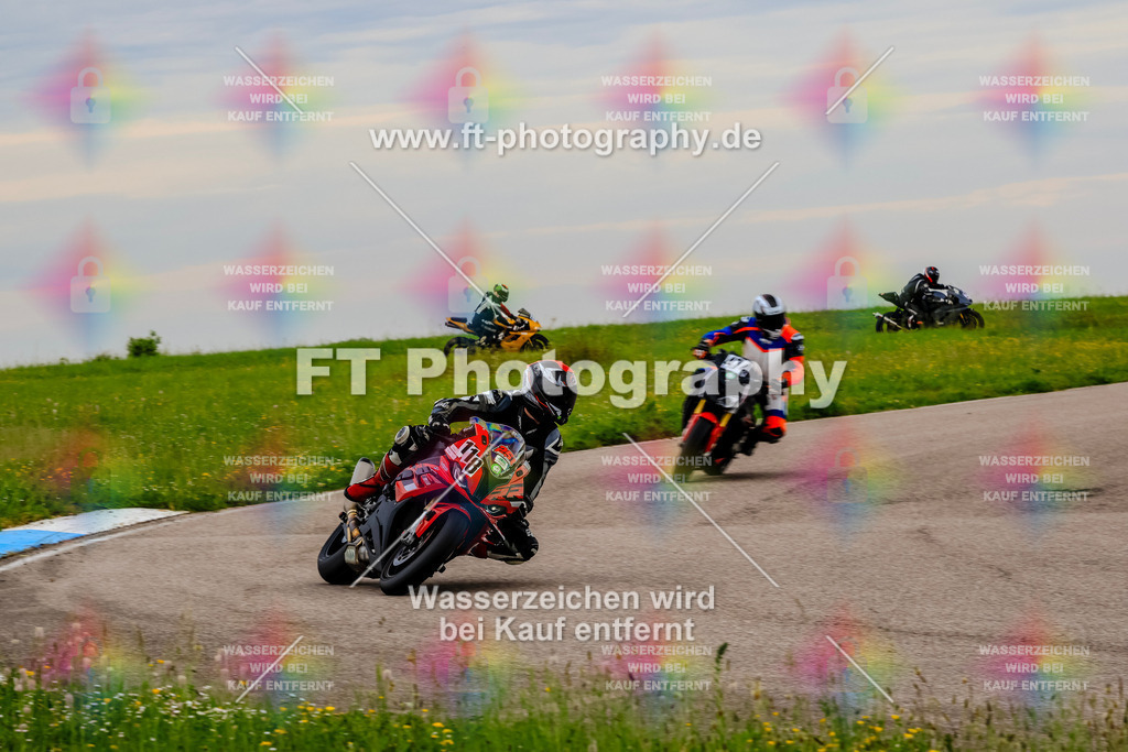 MotoTeam-1938 | Hier findet Ihr Bilder von Touristenfahrten auf der Nürburgring Nordschleife oder von anderen Veranstaltungen die ich besucht habe. Viel Spass beim Durch Schauen 