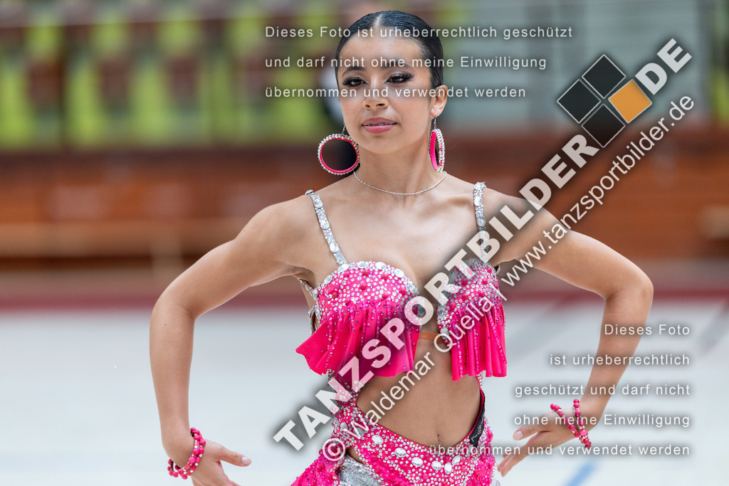 20240810-02435 | Hier finden Sie Tanz Bilder vom Latein und Standard Formationen tanzen. Sportbilder vom Tanzsport. Schöne Fotos und von Weltmeisterschaft, Europameisterschaft, Bundesliga, Regionalliga, Oberliga und Landesliga sowie von GOC Stuttgart, DanceComp, WM Bremen