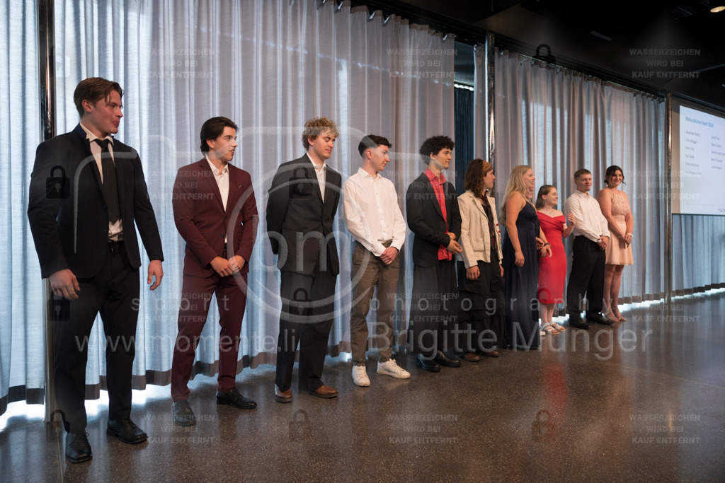 FeusiDiplomfeier_R6OO2952 | Brigitte Münger / bmsportphotography - Realisiert mit Pictrs.com