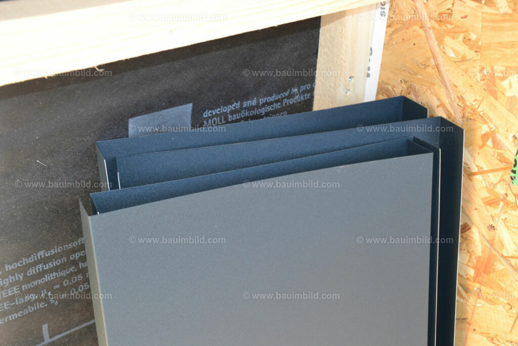 bib-lg14-fenster-0086 | Nach LV-Leistungsgruppen sortierte Detailfotos über den Bau eines Hauses. Alle Hausbau-Bilder direkt vom Urheber und Autor der Website Haus-Selber-Bauen.com