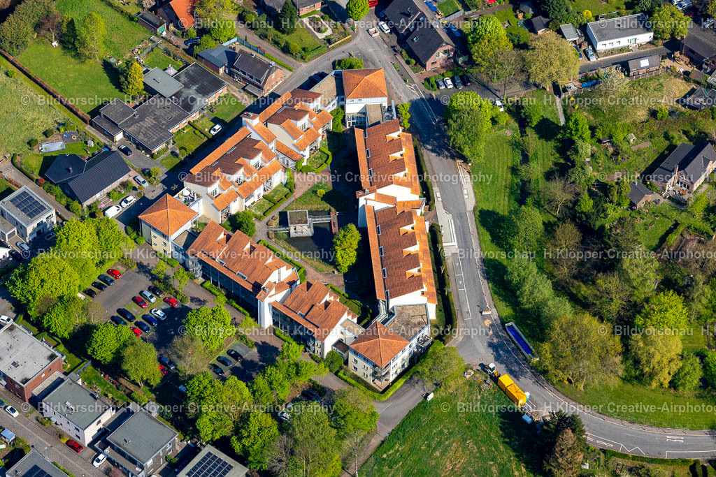 Luftbild Wachtendonk 439A0946 | Luftbildfotografie Mehrfamilien- Wohnhaus in Wachtendonk im Bundesland Nordrhein-Westfalen, Deutschland - Realisiert mit Pictrs.com