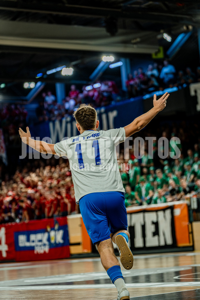 39. OM-Supercup-096 | jns.sportfotos - Realisiert mit Pictrs.com